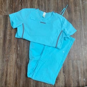 Scrub Set